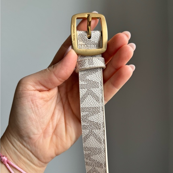 MICHAEL Michael Kors Cream and Gold Belt - Picture 4 of 7